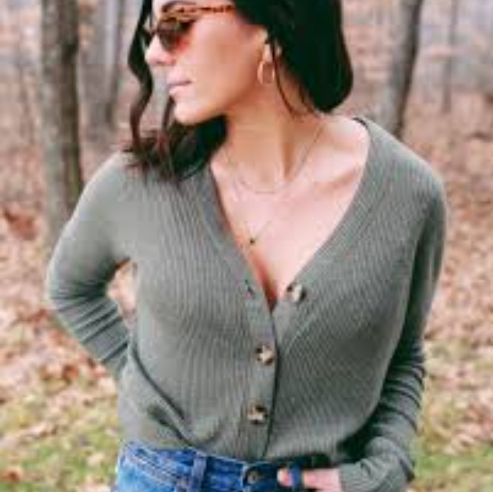 Abercrombie & Fitch Khaki V Neck Sweater Knit Cardi Bella Swan Twilight S Classy